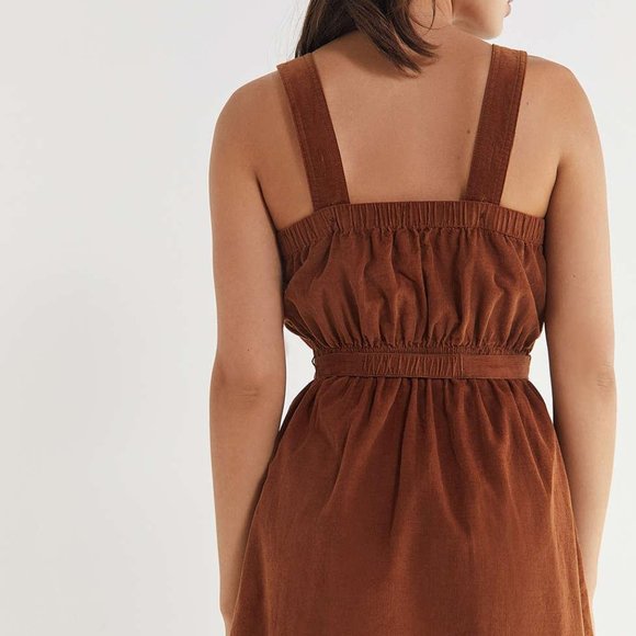 ❌ SOLD ❌ Urban Buttondown Red Corduroy Dress - Picture 10 of 11